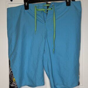 UNDER ARMOUR Mens Swim Shorts Size 34 - NWT